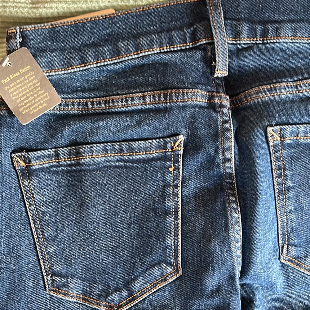 Women’s a.n.a Jeans High-Rise Dark Rinse Straight Leg Size 4 NWT - Picture 8 of 15